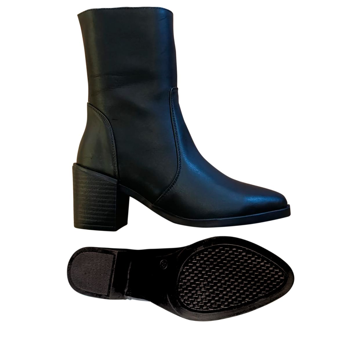 Botas Essential Caña Media Cuero Negro Mujer