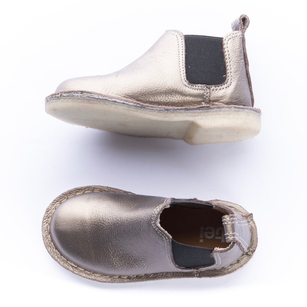 Botas Chelsea Niño Cuero Dorado Grafito
